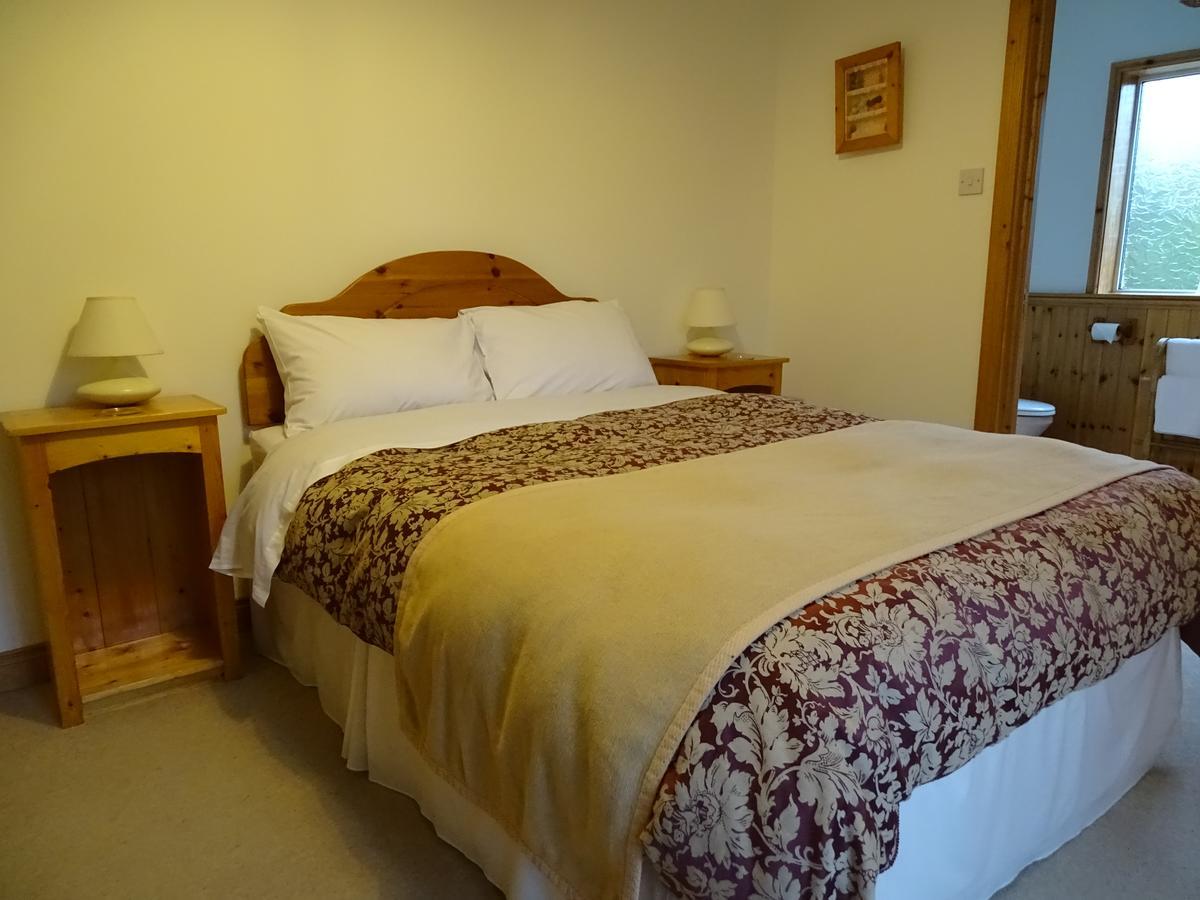 Pinewood Lodge ลาราห์ ภายนอก รูปภาพ